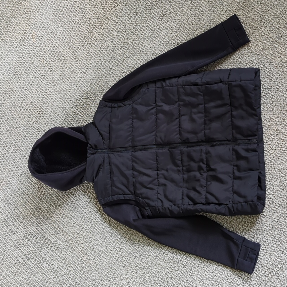 Old Navy Puffer Vest Jacket in Black